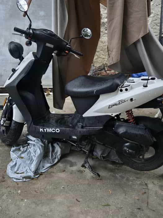 Scuter kymco  carry agility