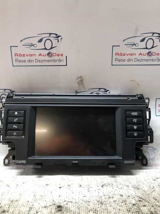 Navigatie Land Rover Discovery 2.0 Motorina 2017