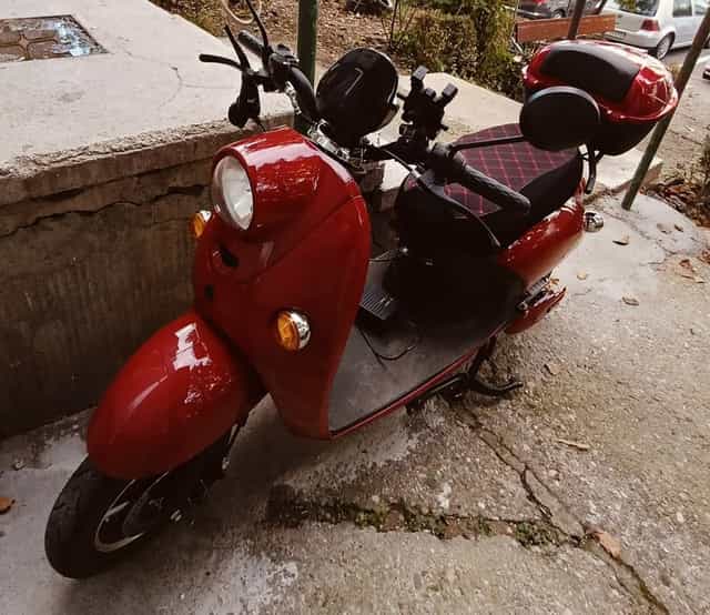 Scuter electric fără permis