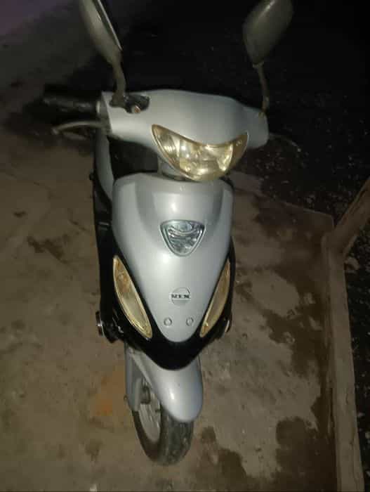 Vand scuter foarte buna