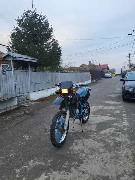 vând cross aprilia rx 80cc