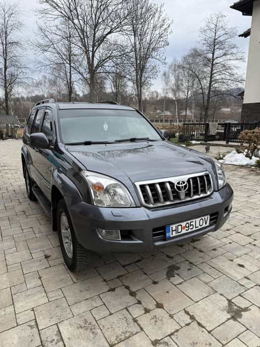 Toyota land cruiser j120