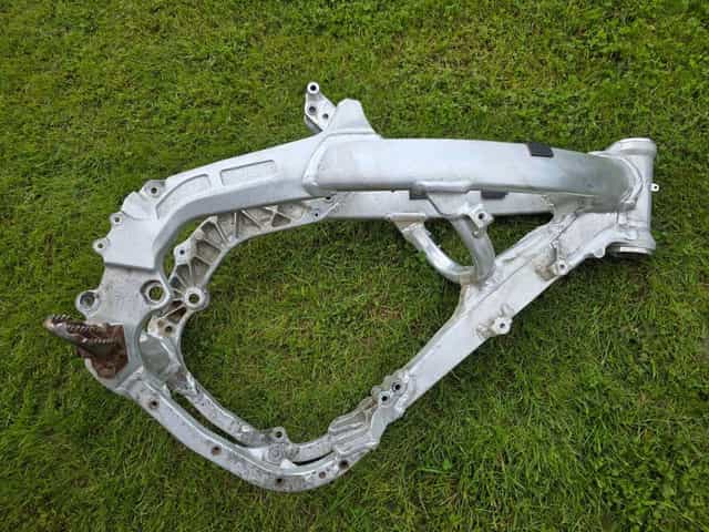 Rama alurama Suzuki RMZ 250 r. 2007