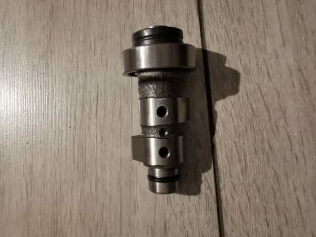 Yamaha raptor 125 yfm wałek popychacz zaworów  rozrządu