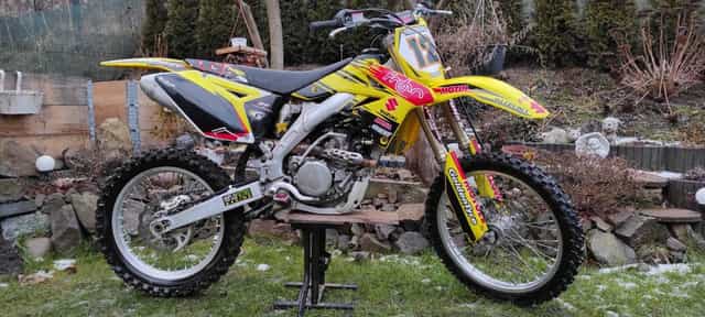 Suzuki RM Z 250  Mega zadbany nowe opony gotowy do jazdy 2009