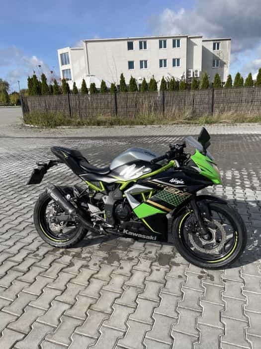 Kawasaki Ninja 125 BX125A