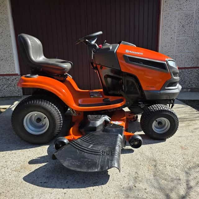 Husqvarna YTH24V54, 24 KM, 2022 rok