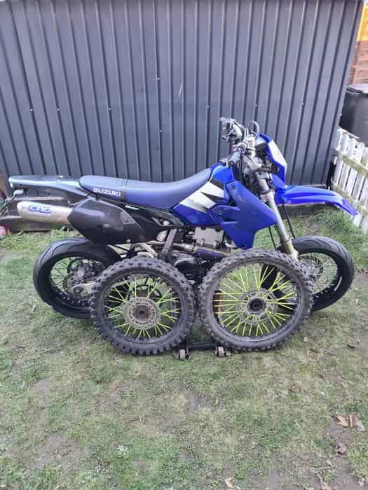 Suzuki DRZ 400 Supermoto 2 komplety kół części  zobacz ktm exc xr