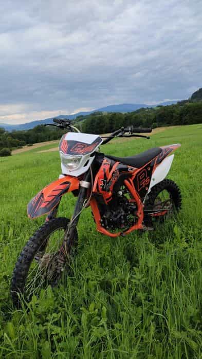 Cross Barton BTS 150cc