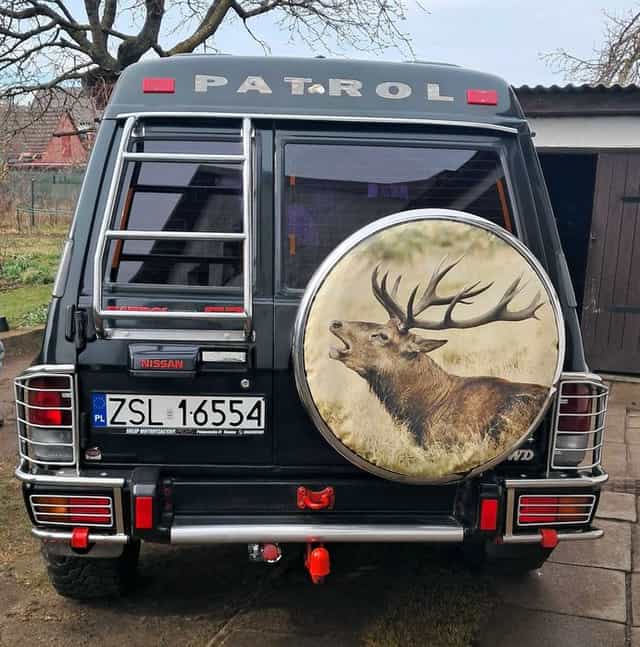 Nissan Patrol terenowy