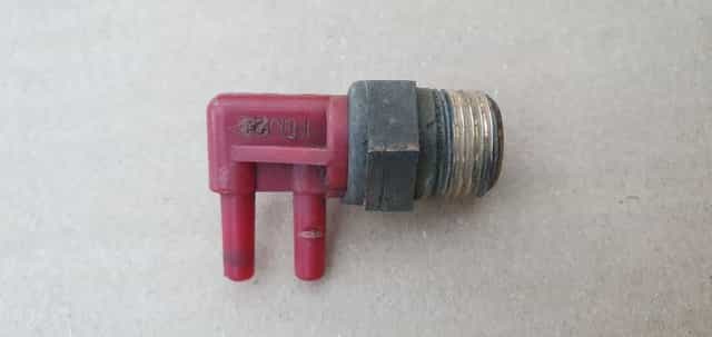 Suzuki Samurai zawór , zaworek kolektora , czujnik