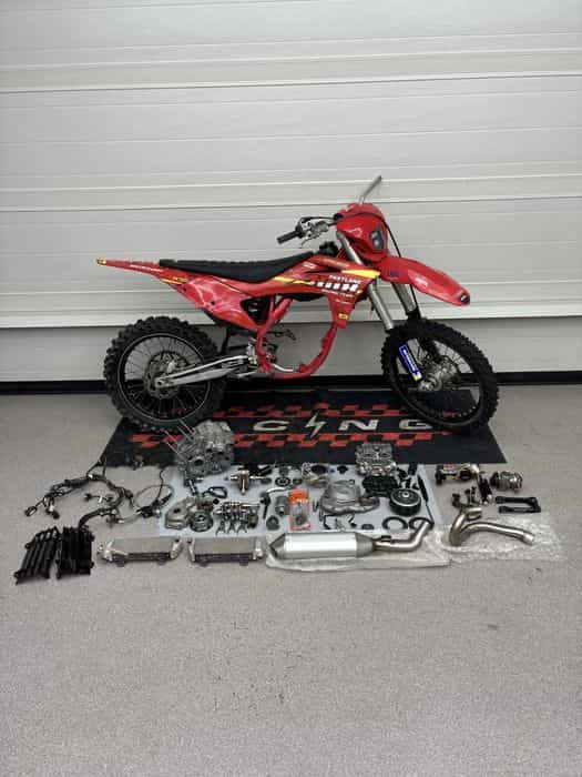 Dawca Części GAS GAS MC250F R 21-23  KTM SXF250 R 16-22 FC R 16-22