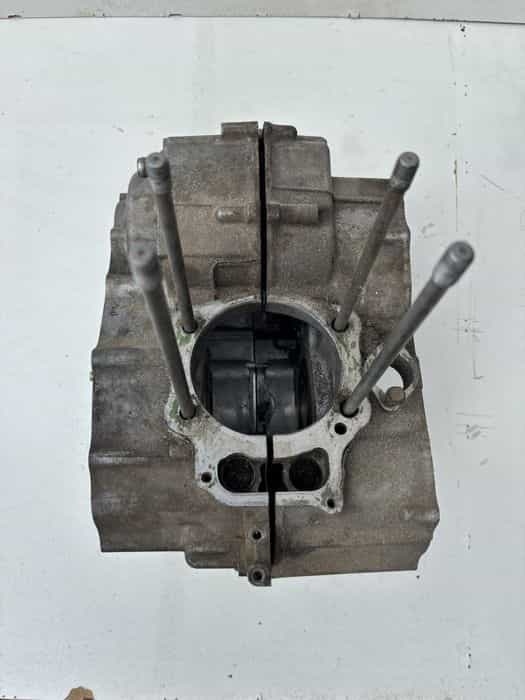 Honda Foreman 450 TRX 2003 kartery silnika komplet uszkodzone