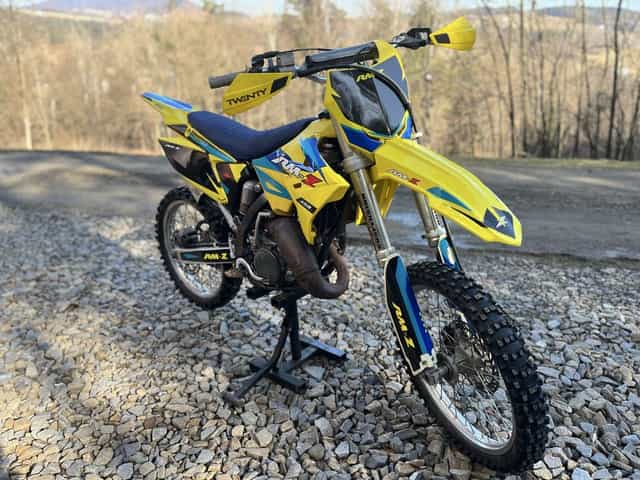 Suzuki rm 125 restyle ( 250 300 sx cr yz kx tc )