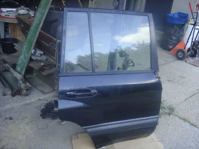 Toyota Land Cruiser 100 lift 2002 drzwi przód tył