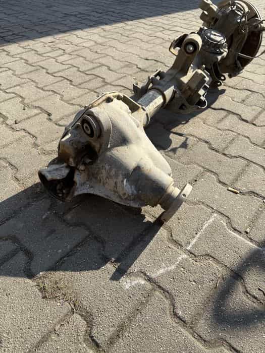 Jeep wrangler Rubicon most przod