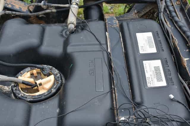 Zbiornik paliwa Land Rover Defender 2,2 TD4