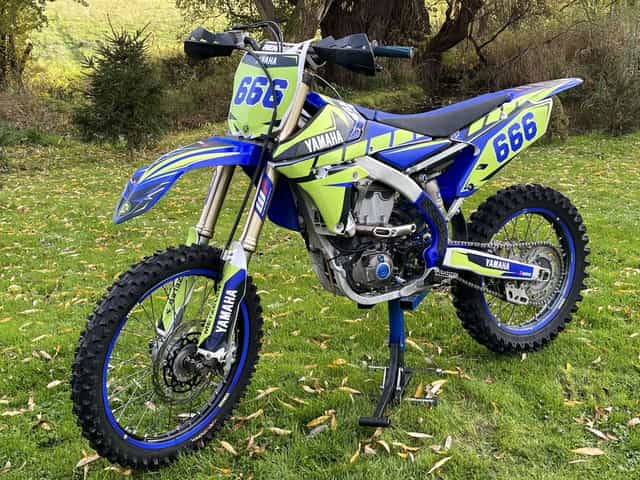 YAMAHA YZ450F 2015 Yoshimura Wtrysk YZF 450
