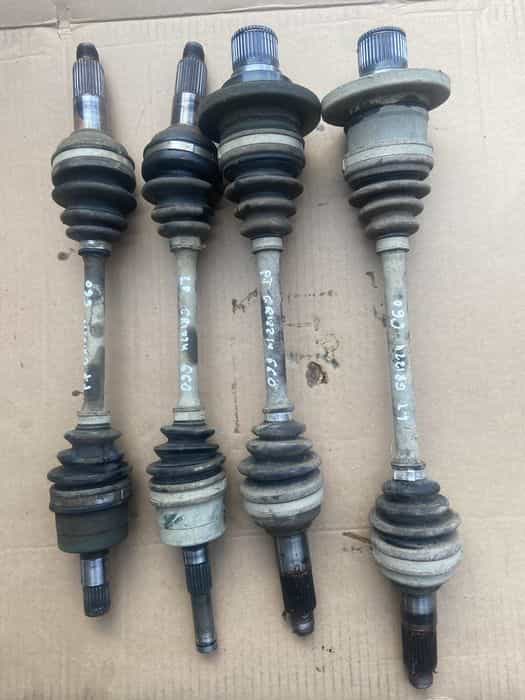 Półoś tylna lewa półoska Tylna prawa Przednia Yamaha grizzly 660