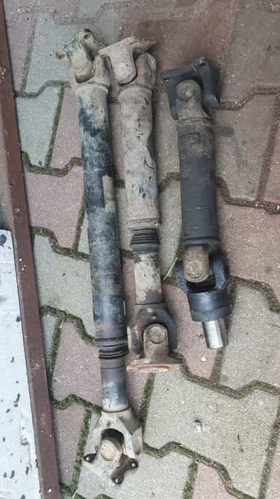 Suzuki Samurai Samuraj - Wał przedni tylny środkowy