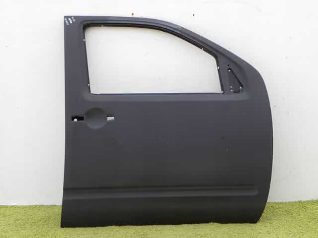 drzwi przód prawe nissan navara d40 pathfinder nówe oryginał