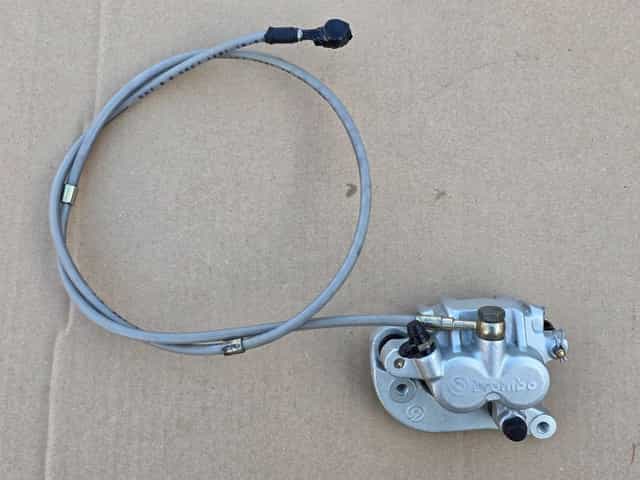 Przód przedni zacisk hamulcowy BREMBO KTM sx sxf exc 125 - 525 r 00-08