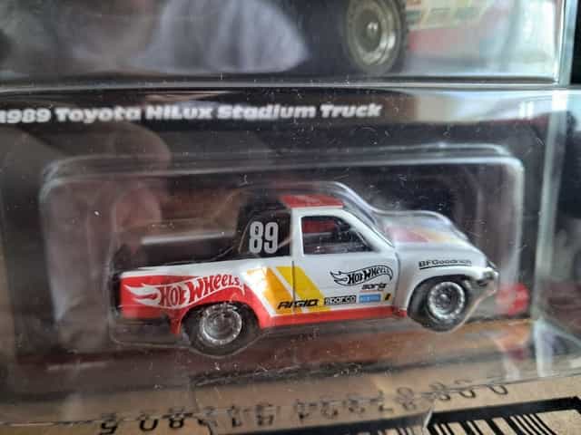 Hot Wheels elite64 1989 Toyota HiLux Stadium Truck
