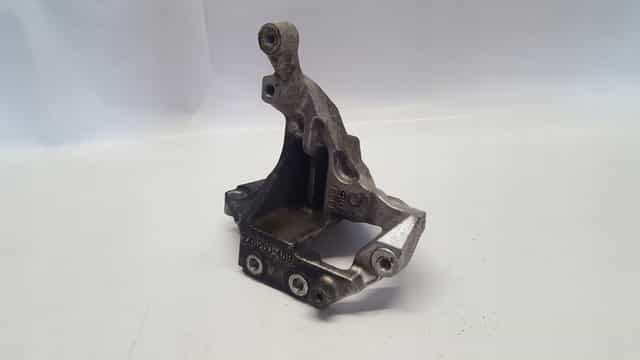 toyota land cruiser 120 łapa pompy wody