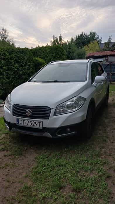 Suzuki SX Cross 2013