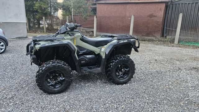 Can-am Outlander 570 Zarejstrowany
