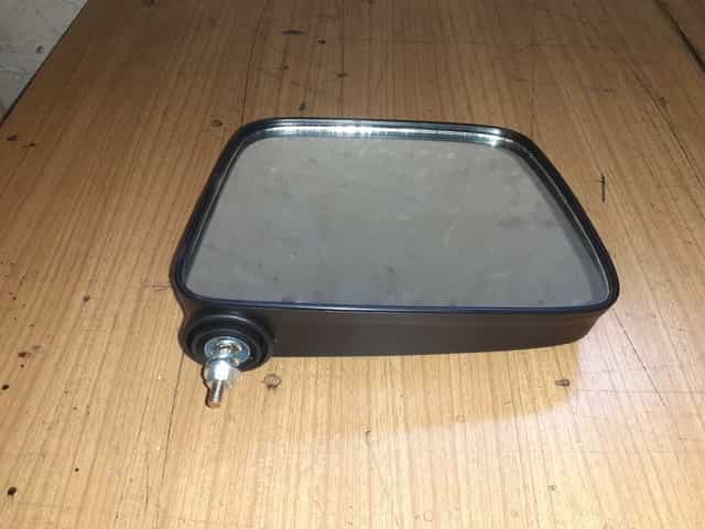 Nissan Patrol Y60 lusterko prawe