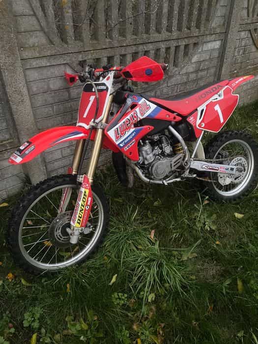 Honda cr 85 cena do 09.11 odpala!!!