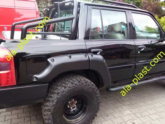 Nissan Patrol GU4 -  5 drzwi Y61 - poszerzenia nadkoli