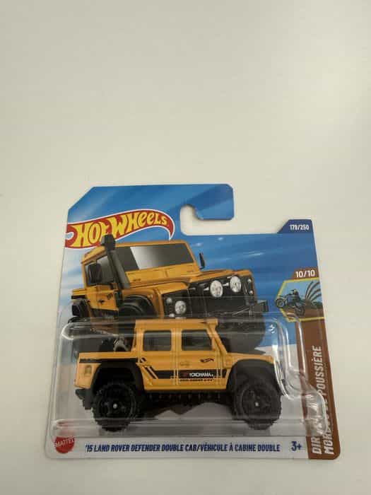 Land rover defender double CAB hot wheels autko resorak