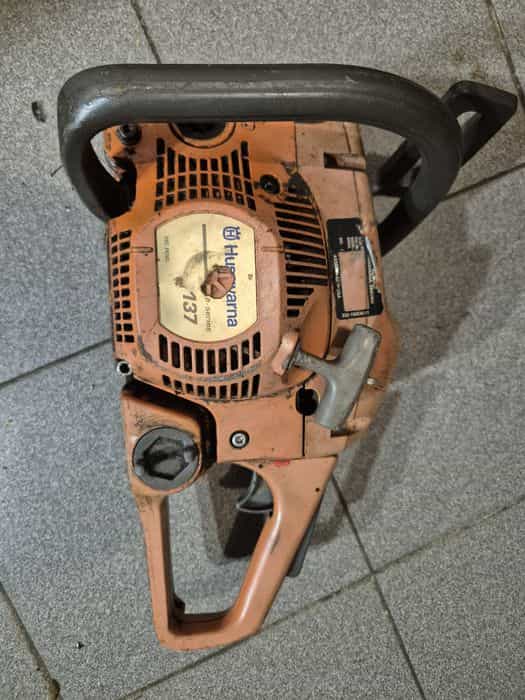 Husqvarna 137 pilarka
