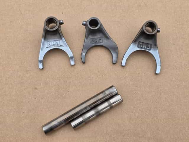 Wodzik wodziki skrzyni biegów Honda CRF 450 r. 13-16 OEM komplet