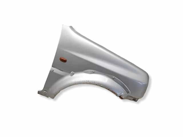 Suzuki Jimny III Błotnik Prawy Przód