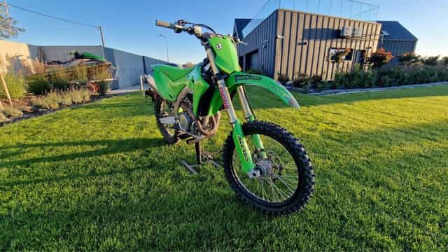Kawasaki KX450F 2024 mapy, trakcja, sztos!