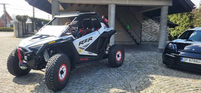 Polaris rzr xp pro 22rok stan bdb mapy Navi ZAMIANA