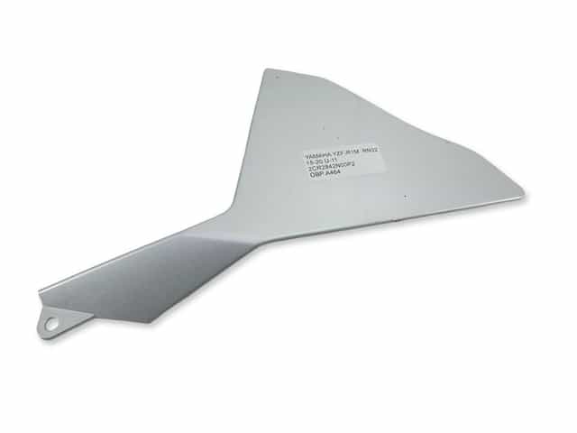 OWIEWKA BOK BOCZNA PRAWA YAMAHA YZF-R1M RN32 15-20 U-11 2CR2842N00P2