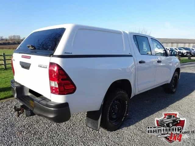 Zabudowa paki Hardtop Aeroklas - Toyota Hilux 2015+  BOKI PEŁNE