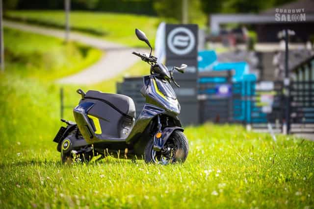 Skuter Elektryczny Zeeho AE6 SE Premium, mocny, kat.b ekologiczny