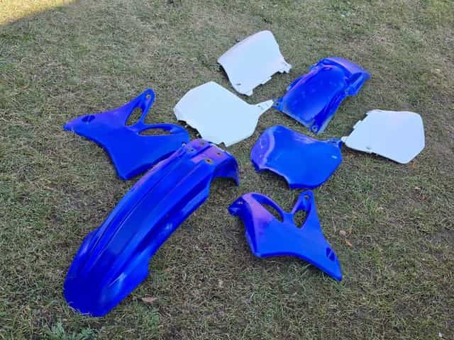 Komplet zestaw plastików Yamaha YZ 125 / 250 r. 02-05