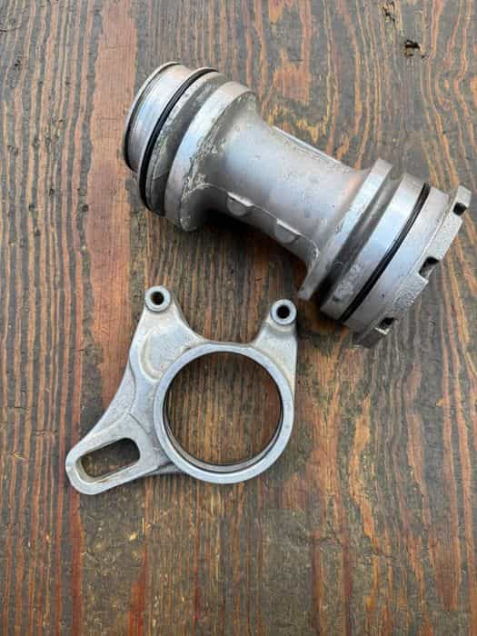 Piasta lozysk osi tyl tylnia mimosrod Kawasaki kfx 450 r 08-14