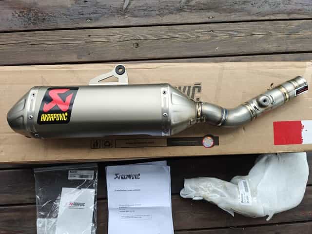 Wydech tłumik Akrapovic Evolution Line SUZUKI RM-Z 250.2018/2025