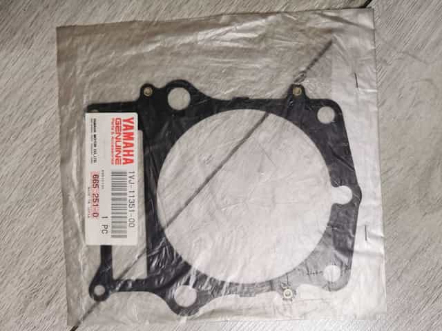 Yamaha grizzly 600 uszczelka pod cylinder oryginalna