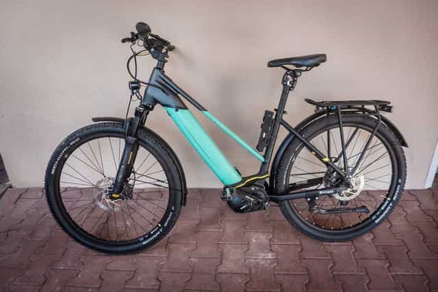 E-Bike Husqvarna Cross Tourer CT5 Rama: M, Koła 27.5", 500Wh, Damka, 900km jak nowy