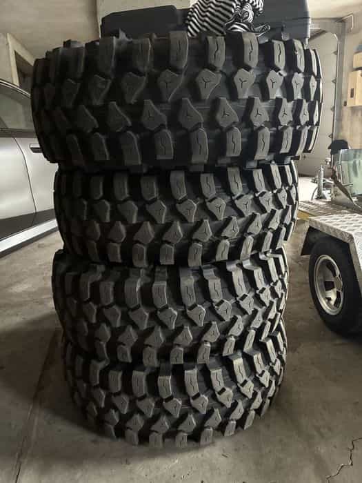 Koła felgi opony jeep wrangler jk 35 Journey