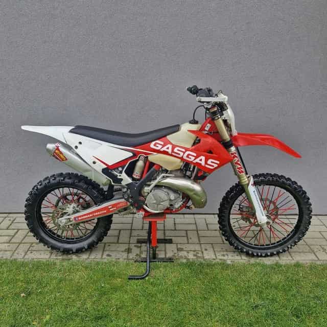 GASGAS EC250 218   KTM Husqvarna Beta Sherco Rieju 300 250