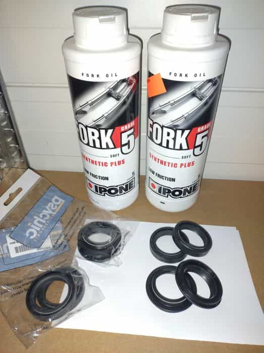 suzuki rm 85 uszczelniacze lag+olej zestaw